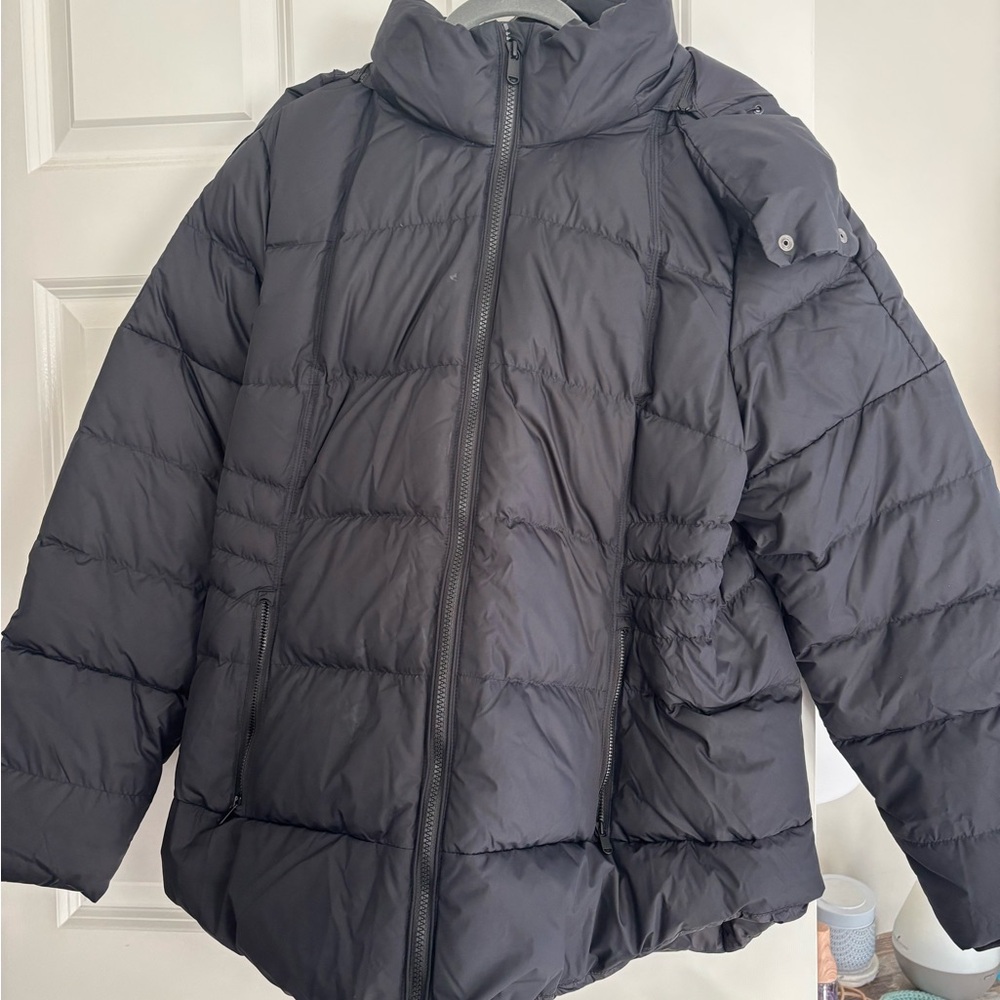 Athleta Women's Black Puffer Jacket